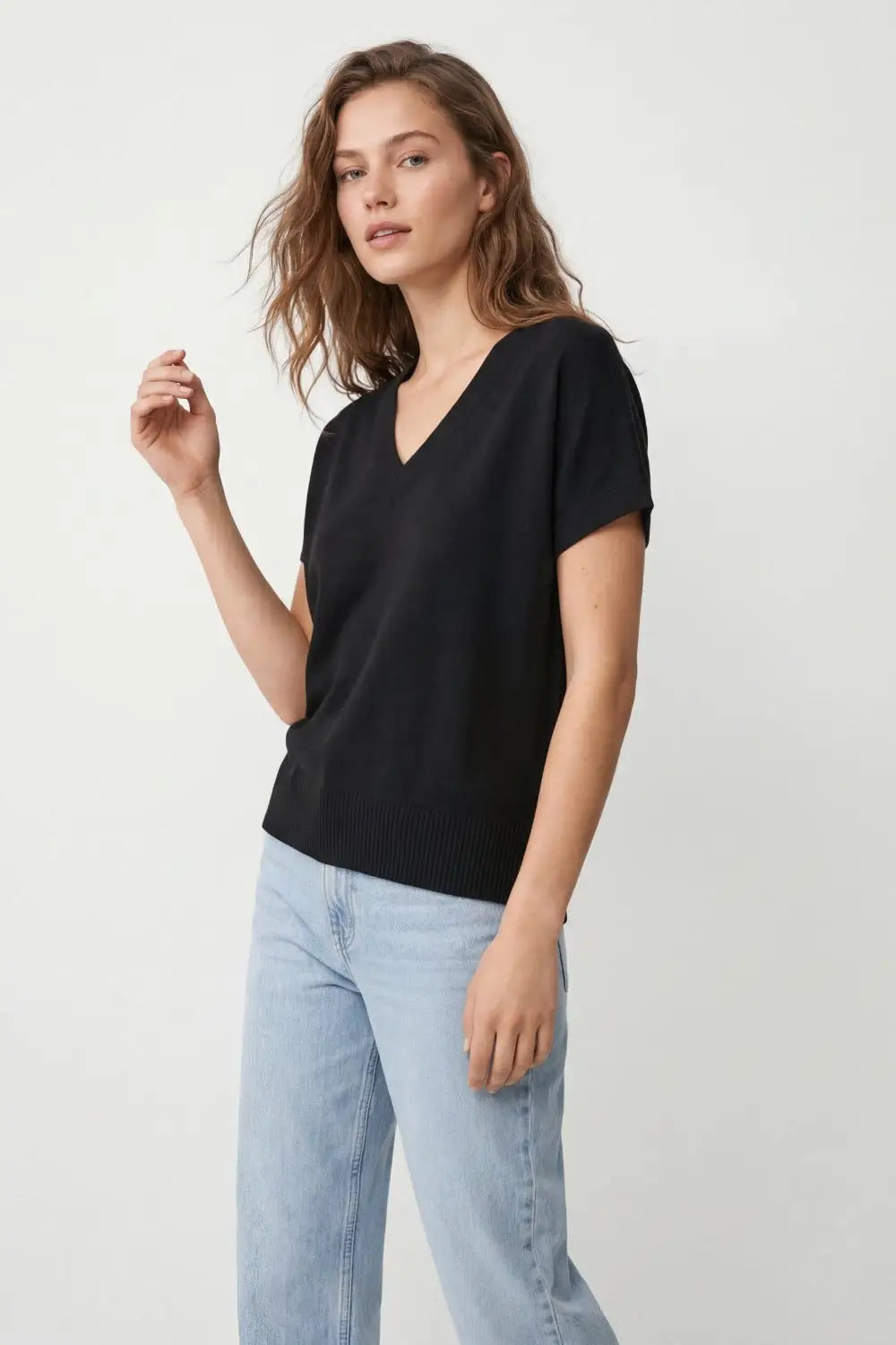 Haut en maille noir à manches courtes avec col en V - One Size / Negro