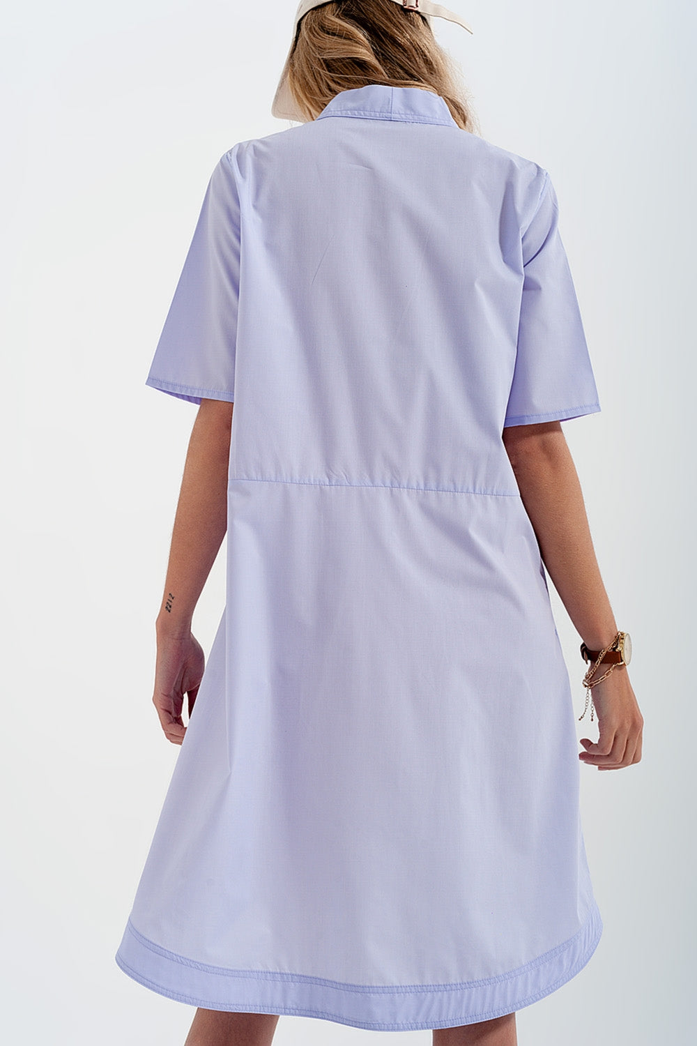 High-low dress with empire waistline in lilac