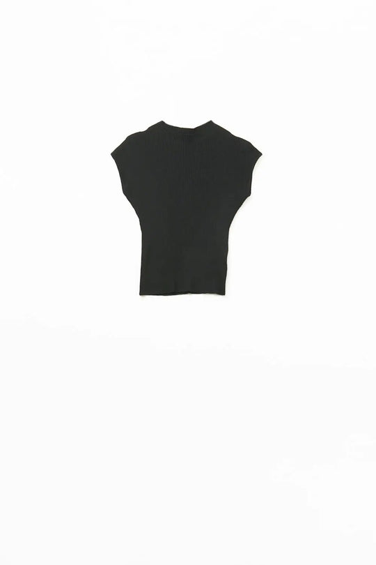 Q2 High Neck Cap Sleeves ribbed sweater in black