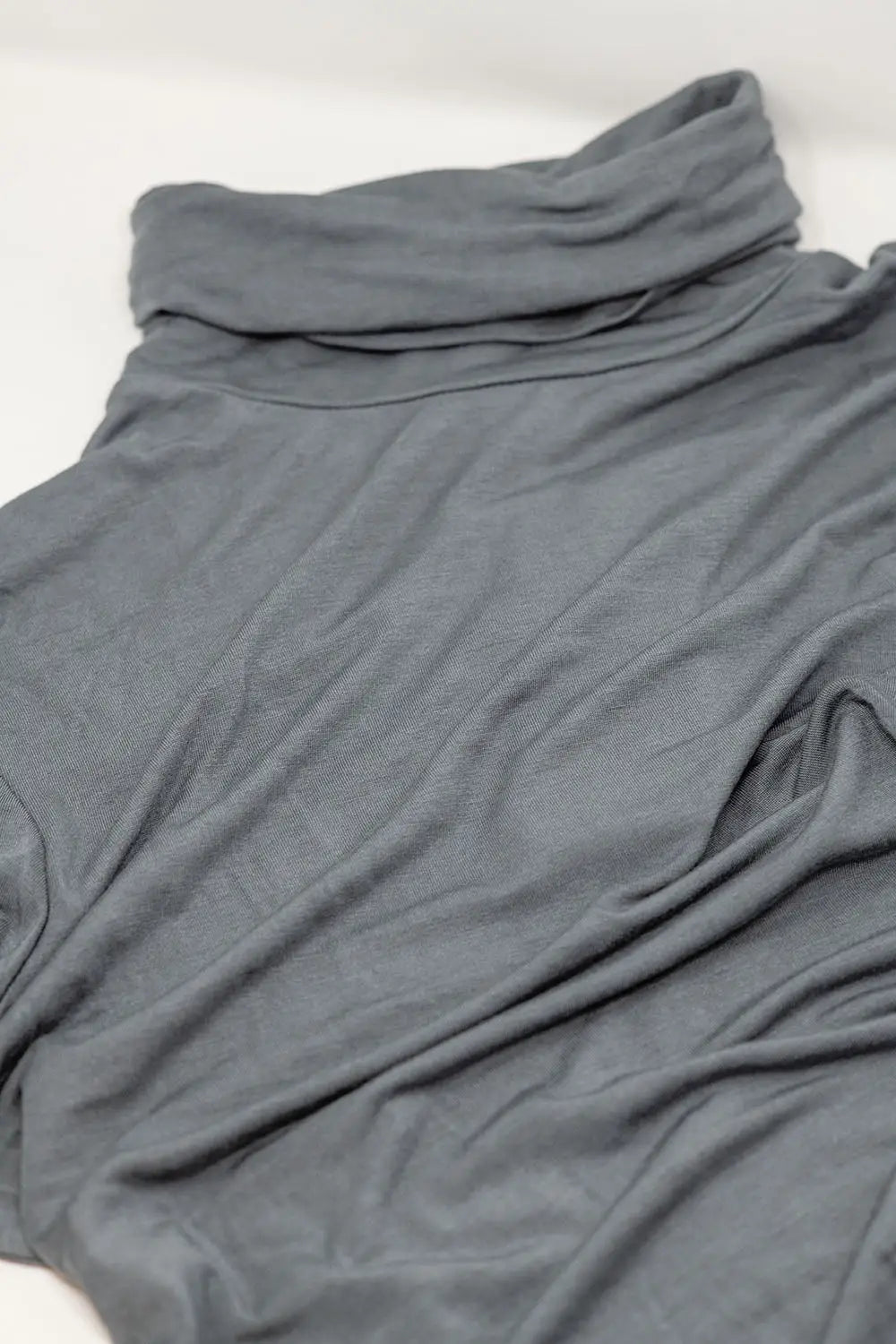 High neck long sleeve t-shirt in modal grey - Shirts