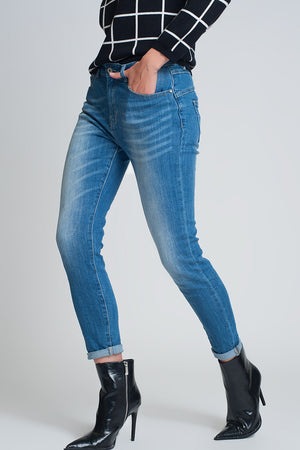 Q2 High rise farleigh slim mom jeans in lightwash