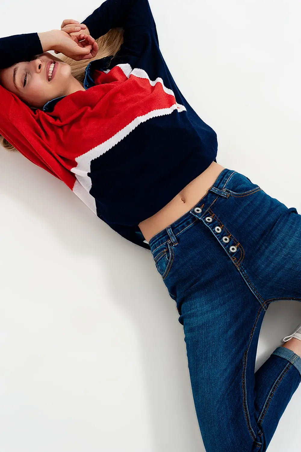 High rise jeans with exposed buttons in blue - Jeans