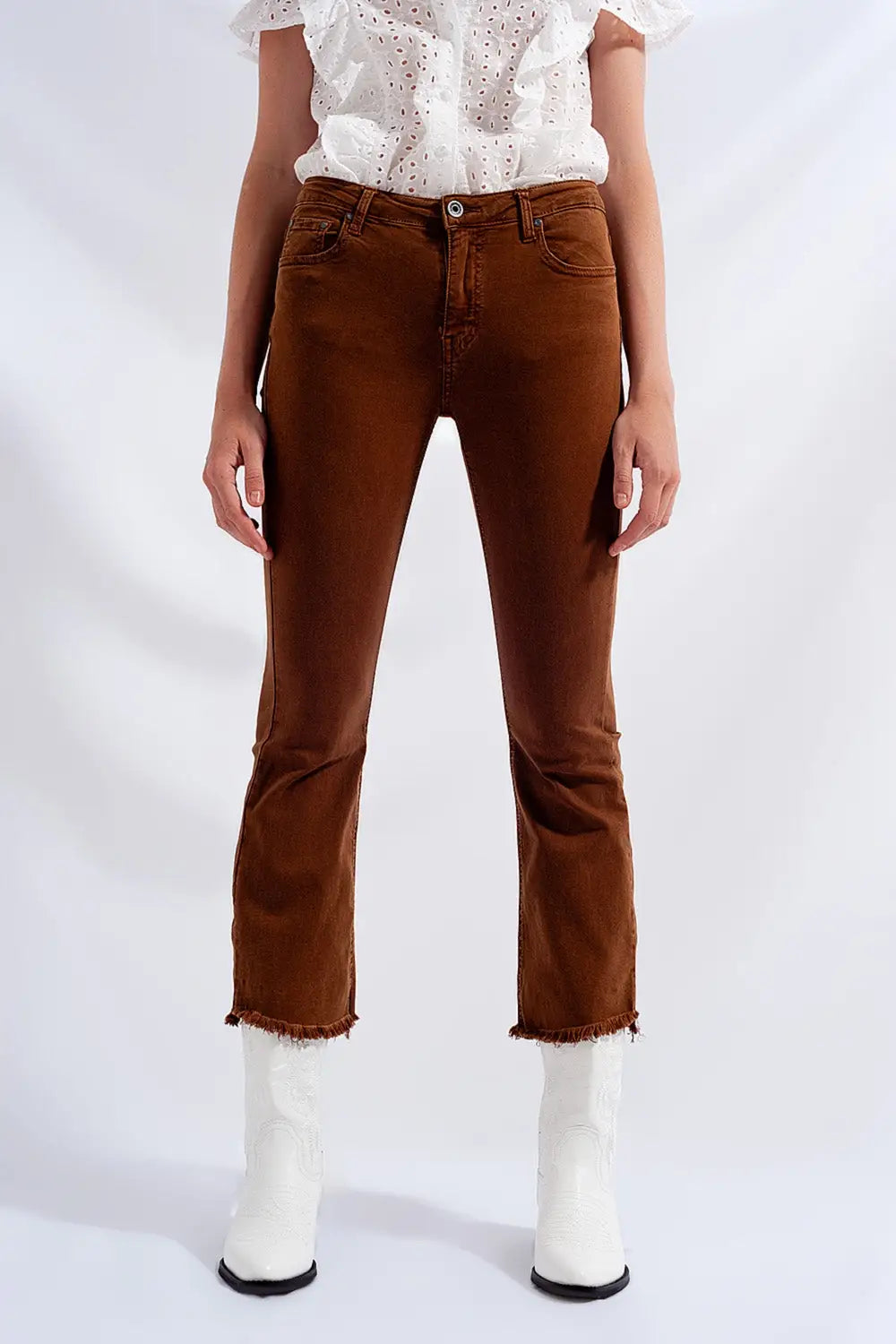 High rise raw hem flared jeans in brown - Jeans