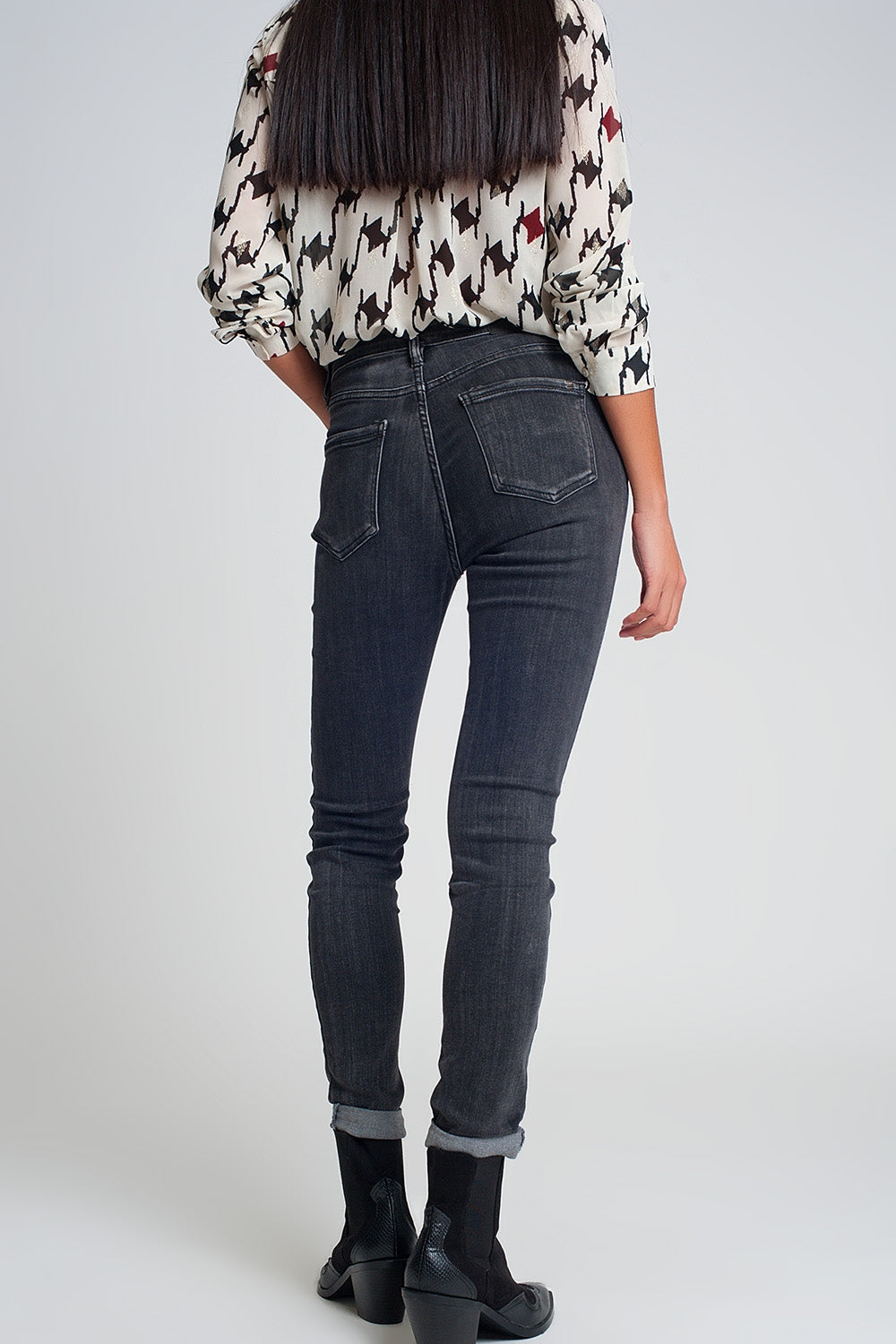 High rise skinny jeans in washed black