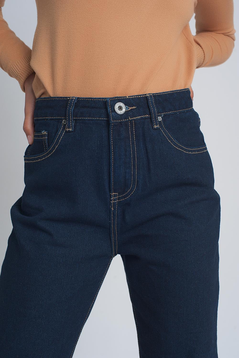 High rise straight cut jeans in dark blue