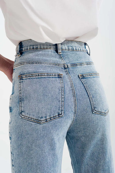High rise wide leg jeans in bleach wash - Jeans