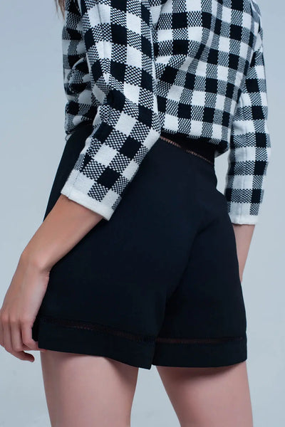 High waist black short with lace detail - Pants