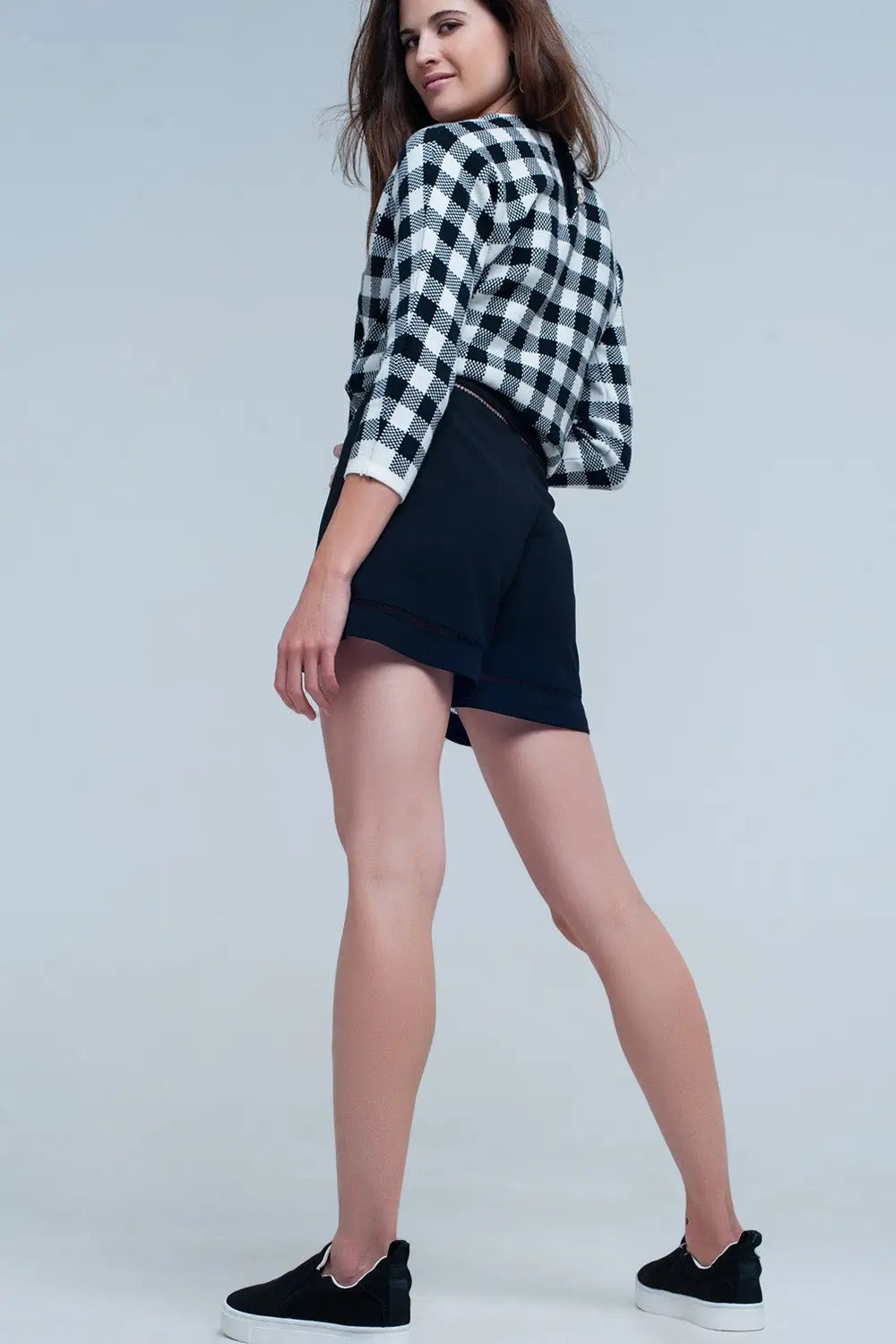 High waist black short with lace detail - Pants