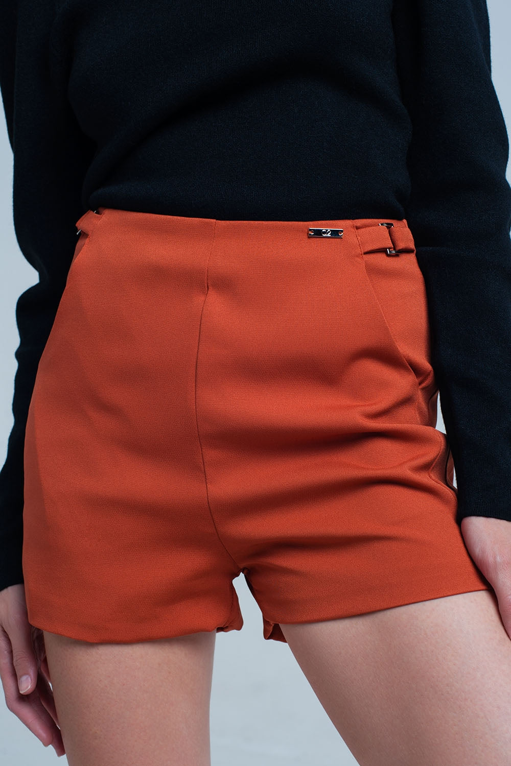 High waist orange shorts