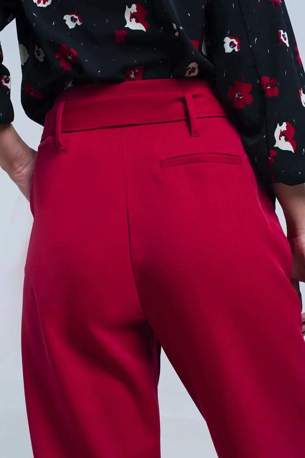 High waist red pants with belt - Pants