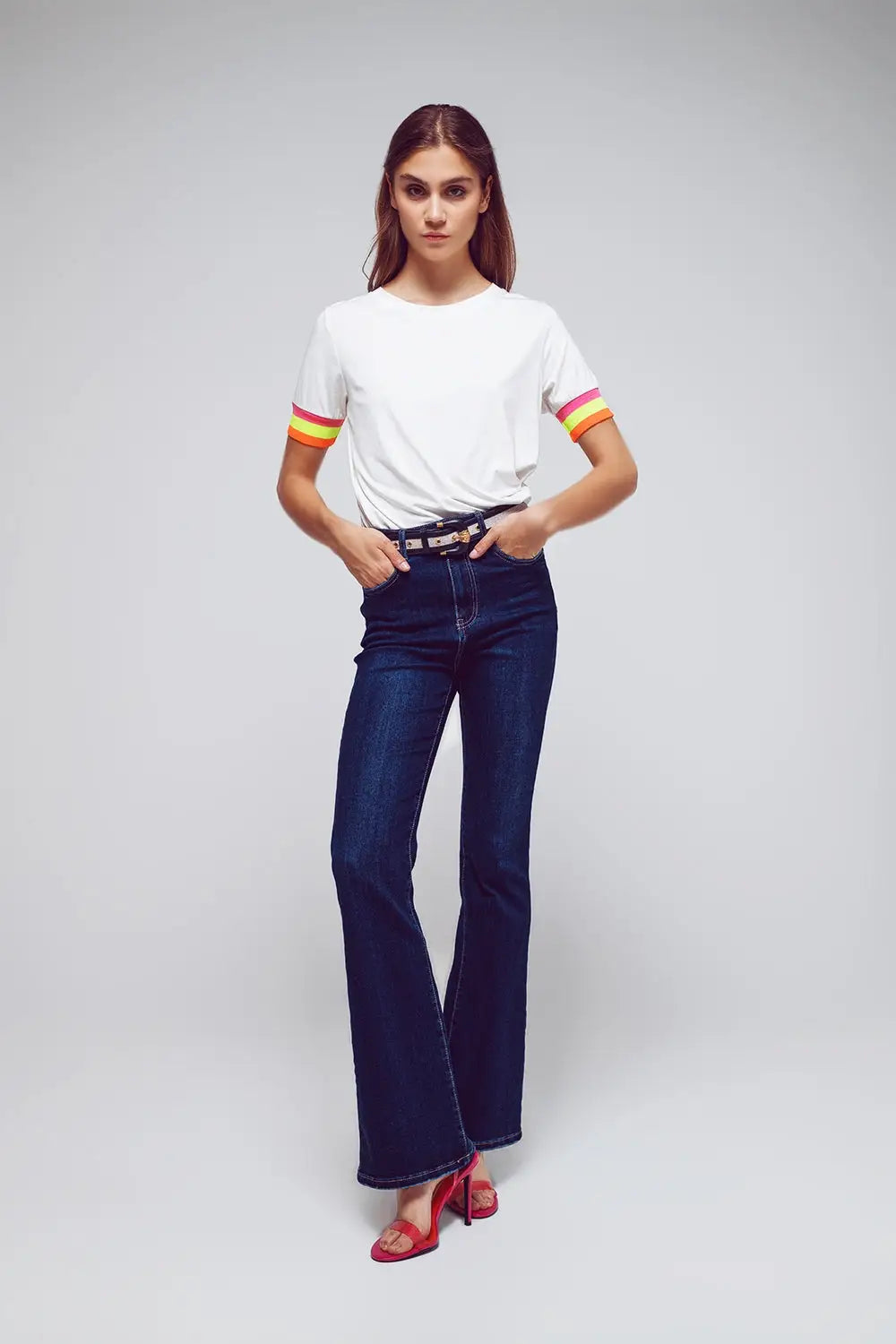 High Waisted Flared Jeans In Dark Wash - Jeans