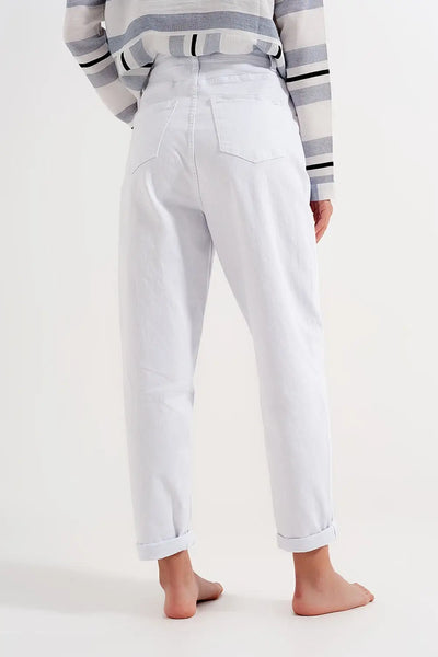 High waisted loose tapered leg jeans in white - Jeans