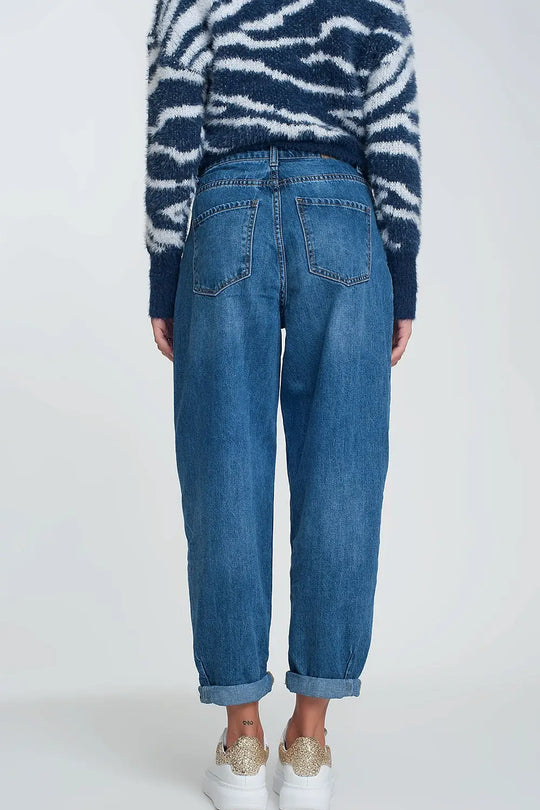 High waisted mom jeans with two ruffles in the waistline in dark wash blue - Jeans
