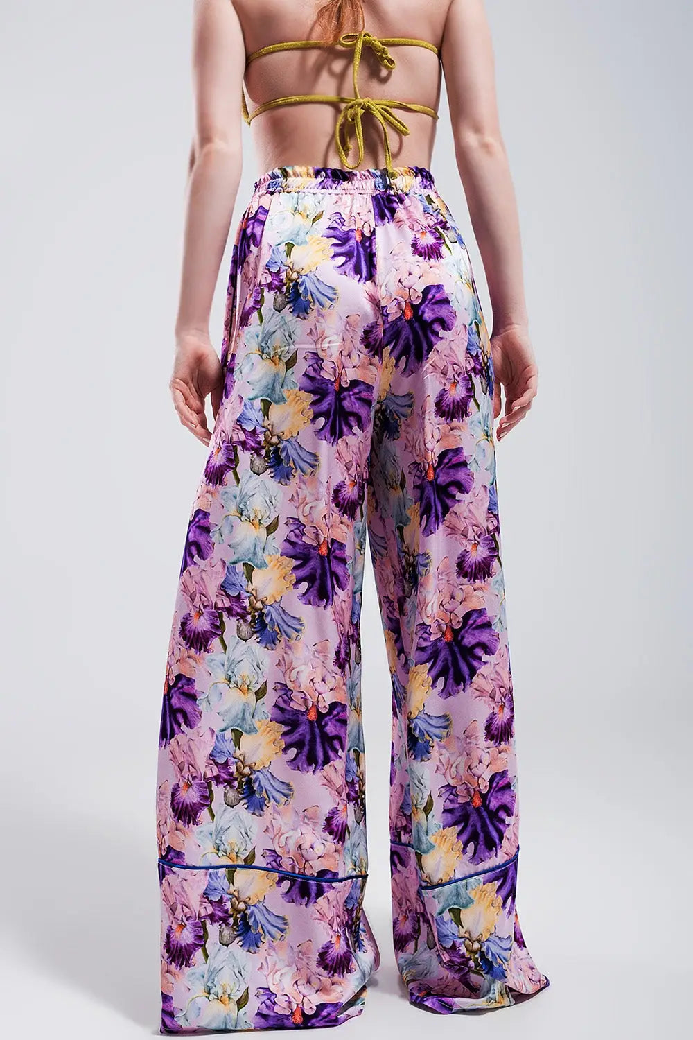 High waisted satin wide leg pants in purple floral - Pants