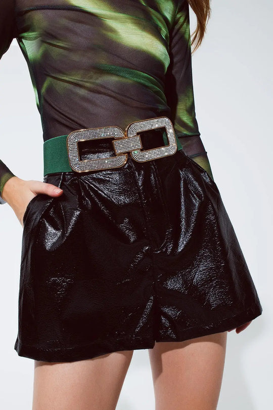 High waisted short leather pants in black - Pants