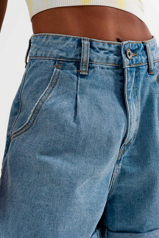 High waisted turn up denim shorts in blue - Jeans