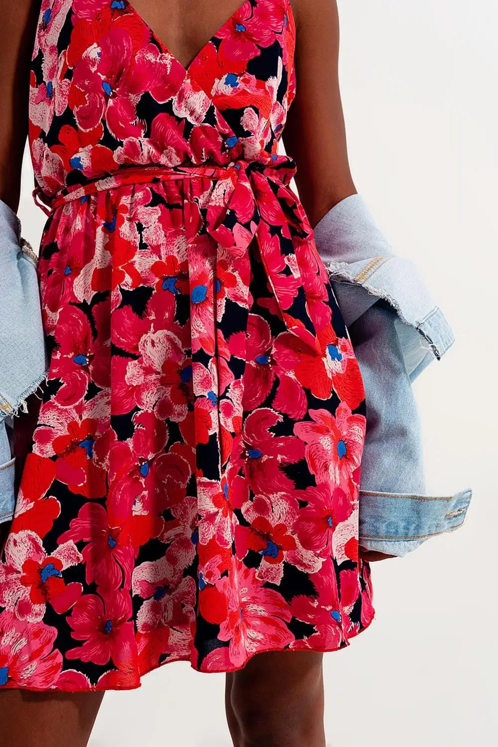 Hot pink short dress with flower print and straps - Dresses
