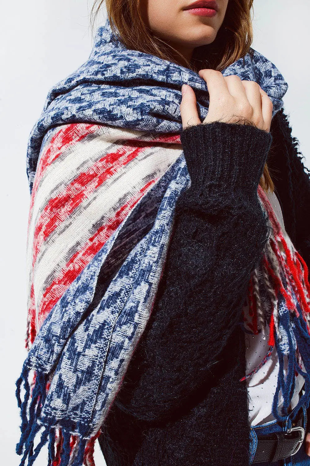 Houndstooth style americana Scarf in White Red and Blue - One Size / Blue - Scarves & Hats