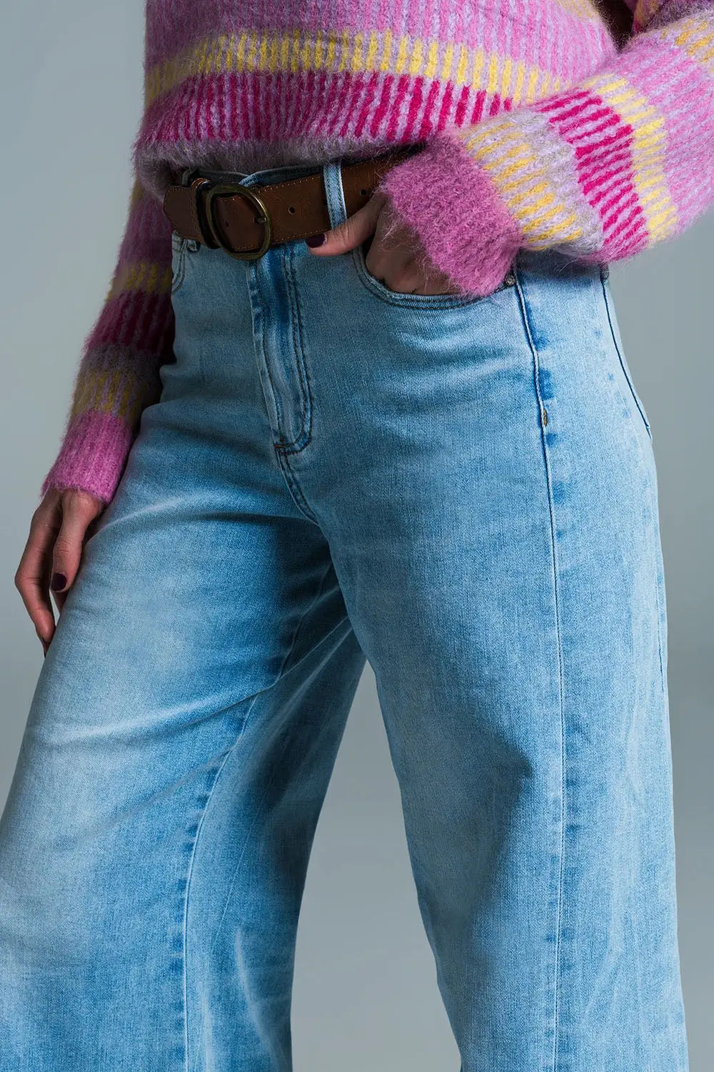 Jean à jambe large style Mom délavé - Pantalons