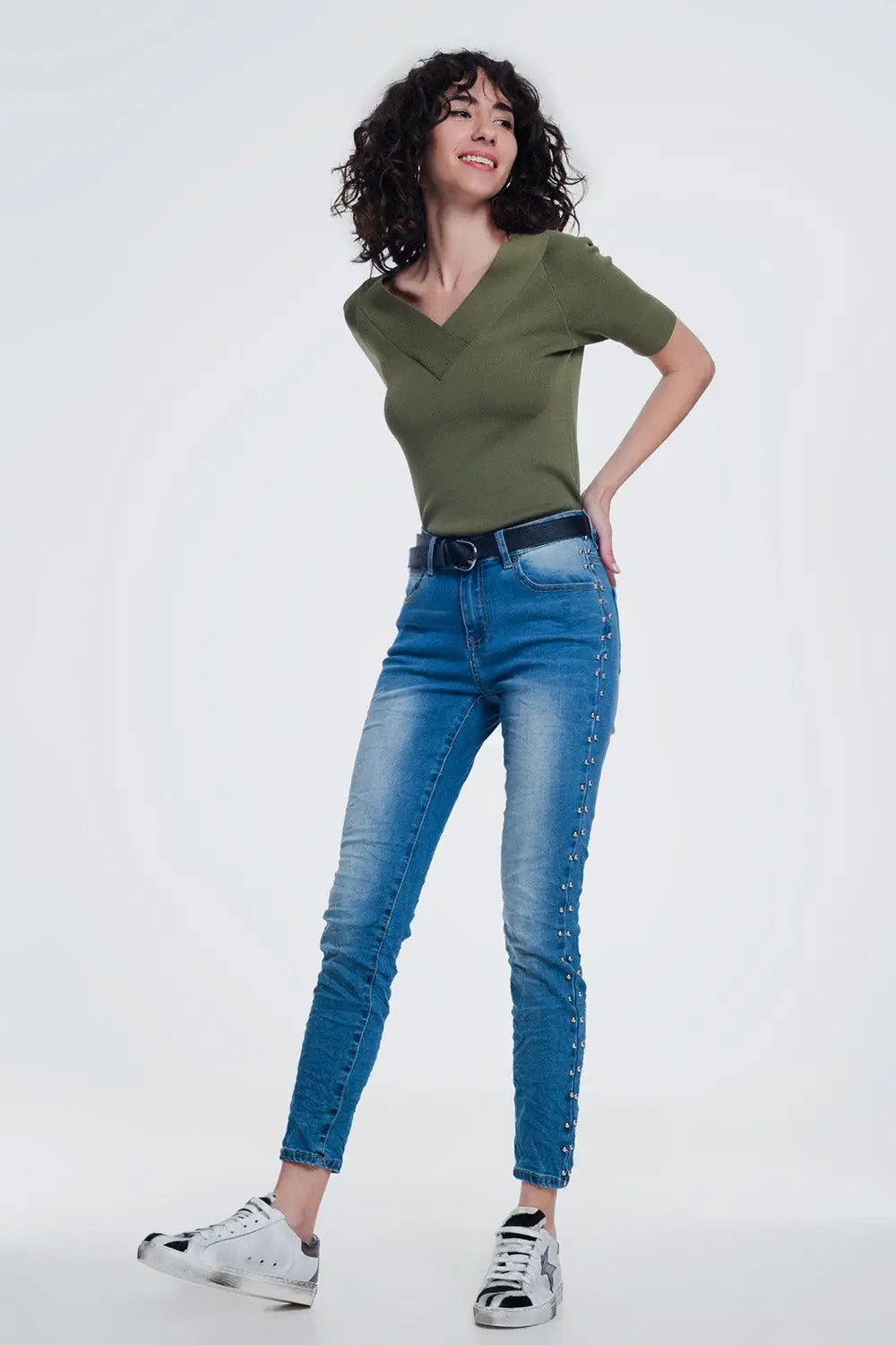jean clouté en denim froissé - Pantalons