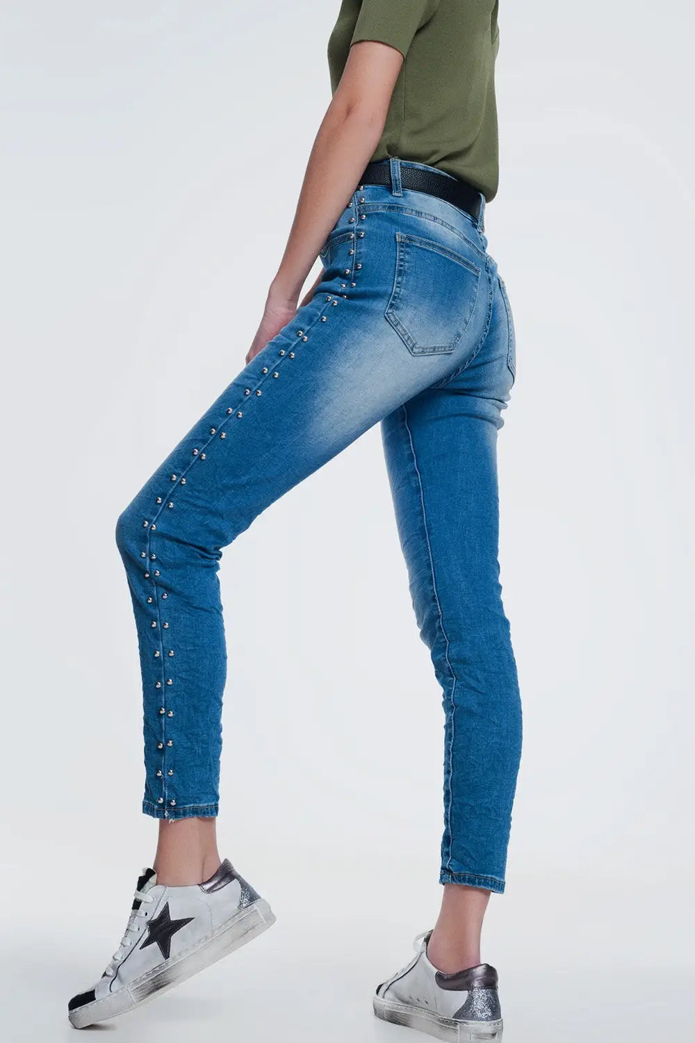 jean clouté en denim froissé - Pantalons