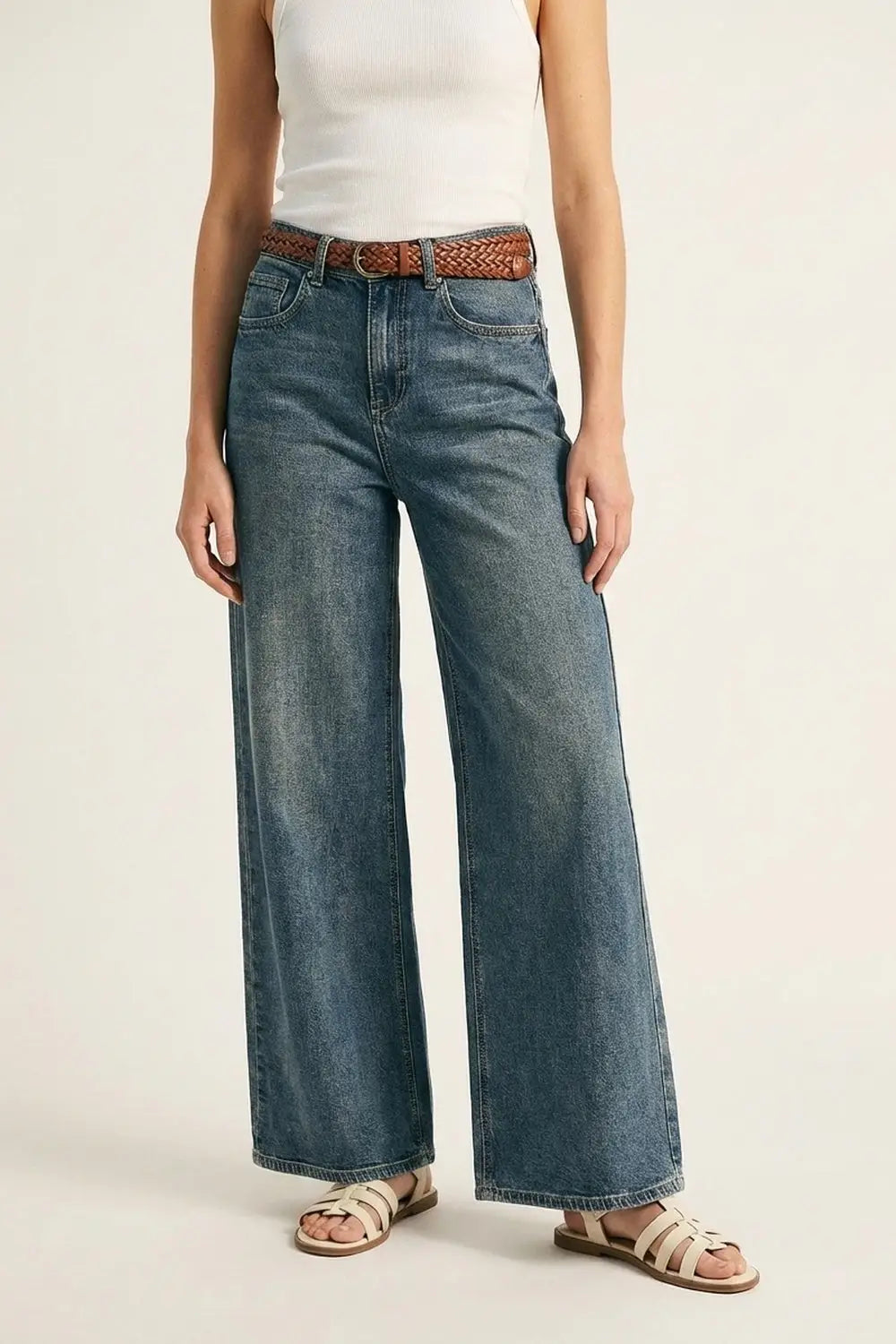 Q2 Jean droit en denim de tous les jours bleu délavé moyen