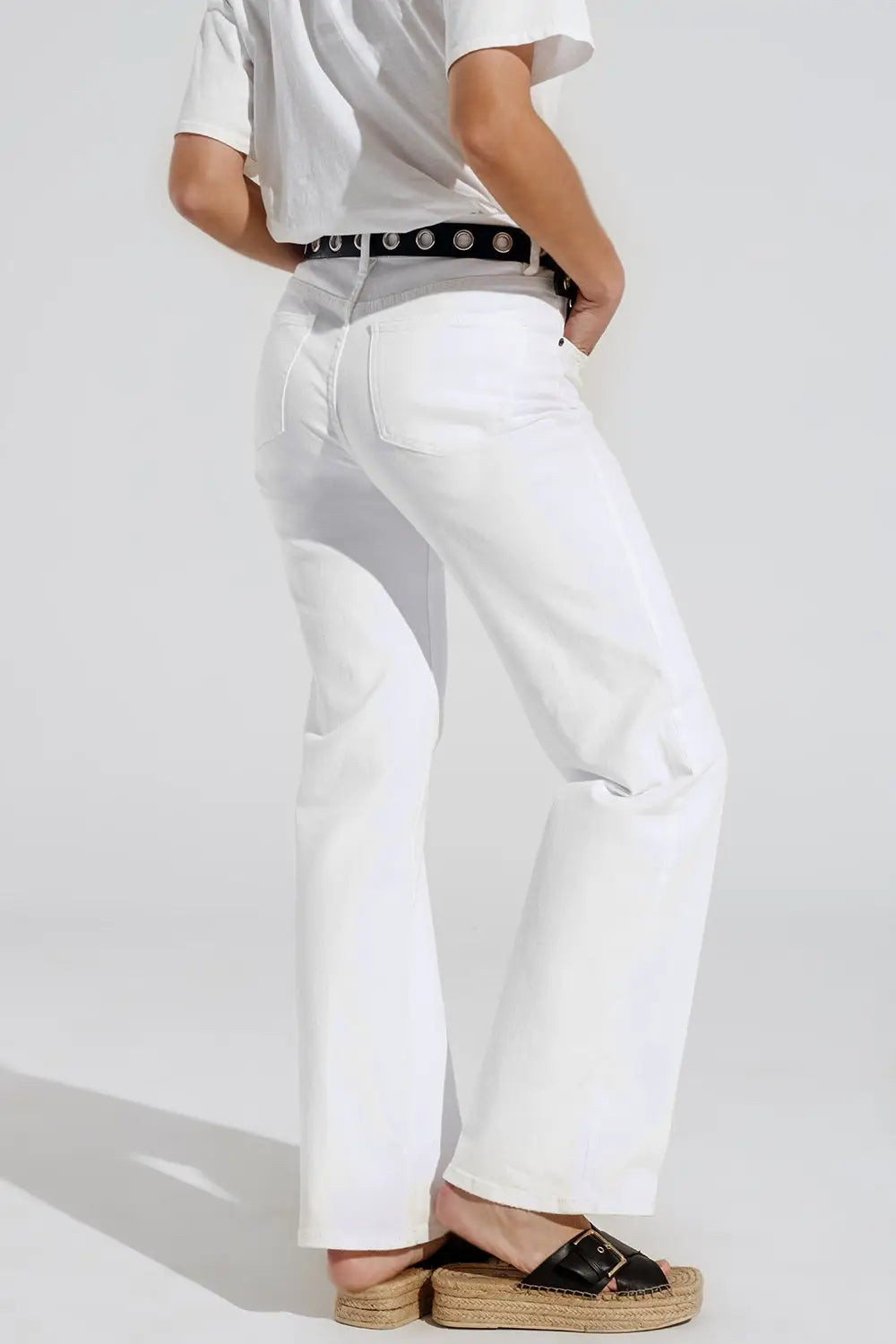 Jean droit en denim stretch avec 5 poches en blanc - Pantalons