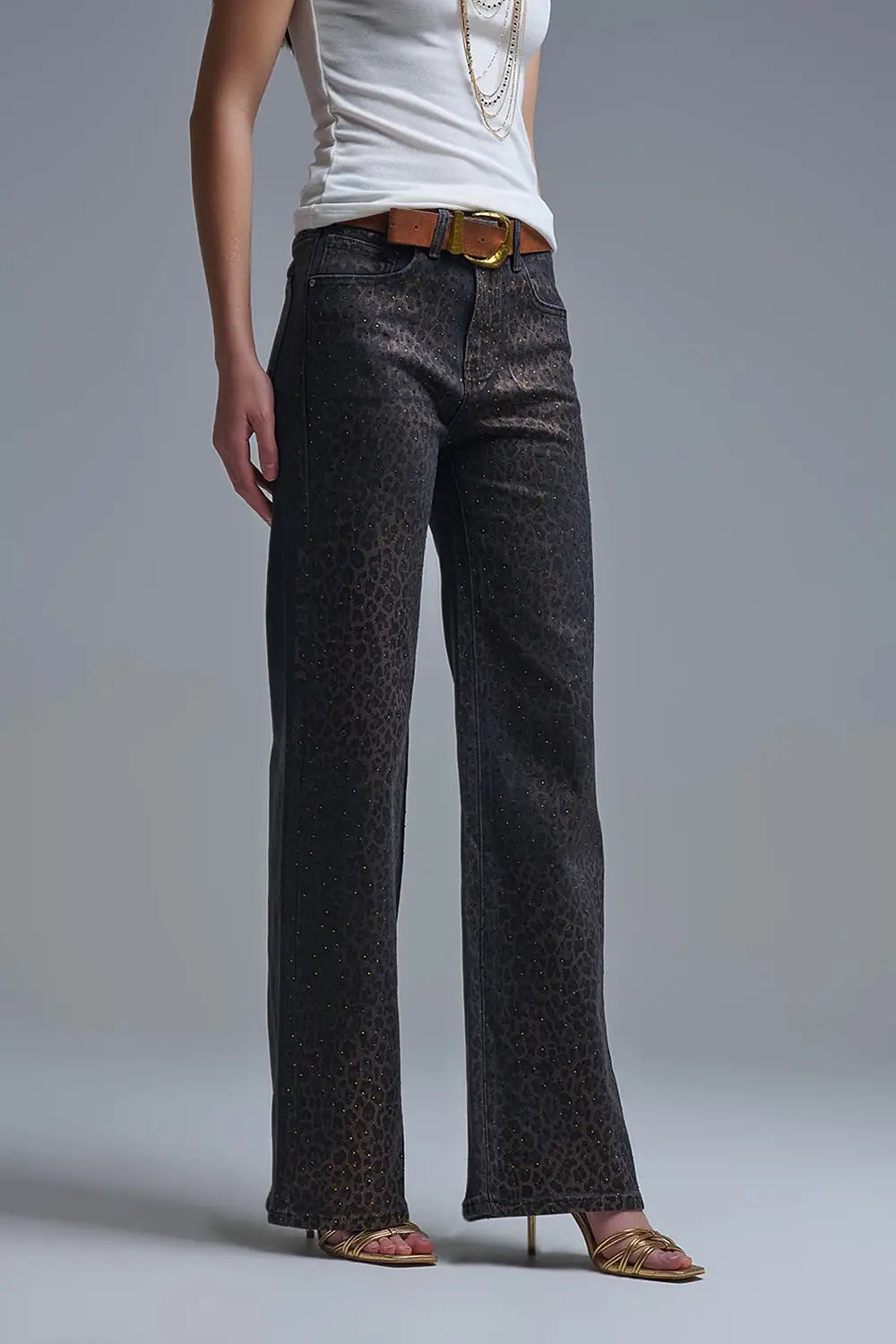 Q2 Jean droit noir imprimé léopard avec détails en strass