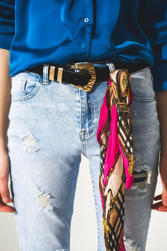 Jean droit usé avec détail de l’ourlet en bleu - Pantalons
