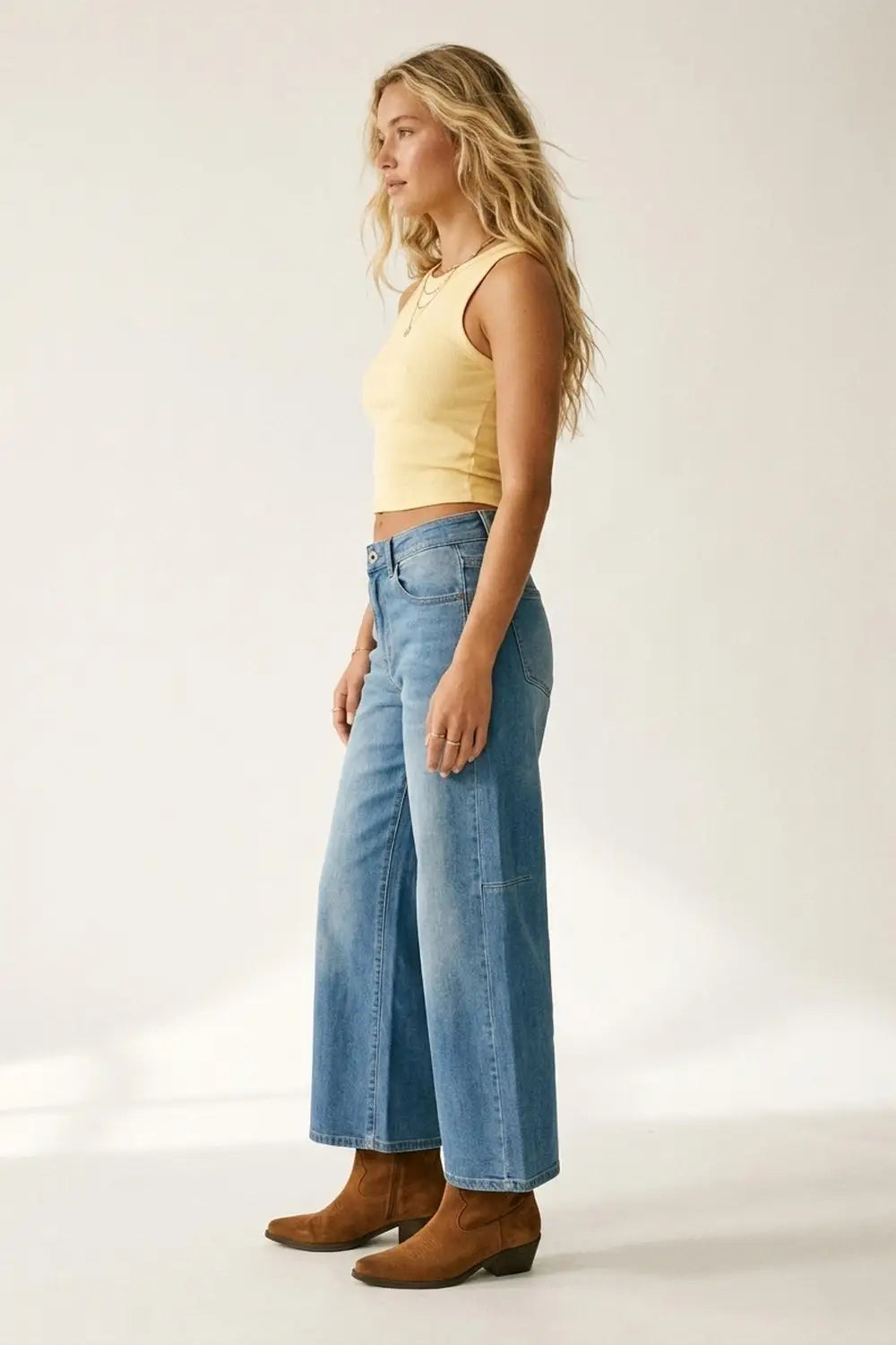 Jean en denim à jambe large et délavage moyen avec couture latérale - Pantalons