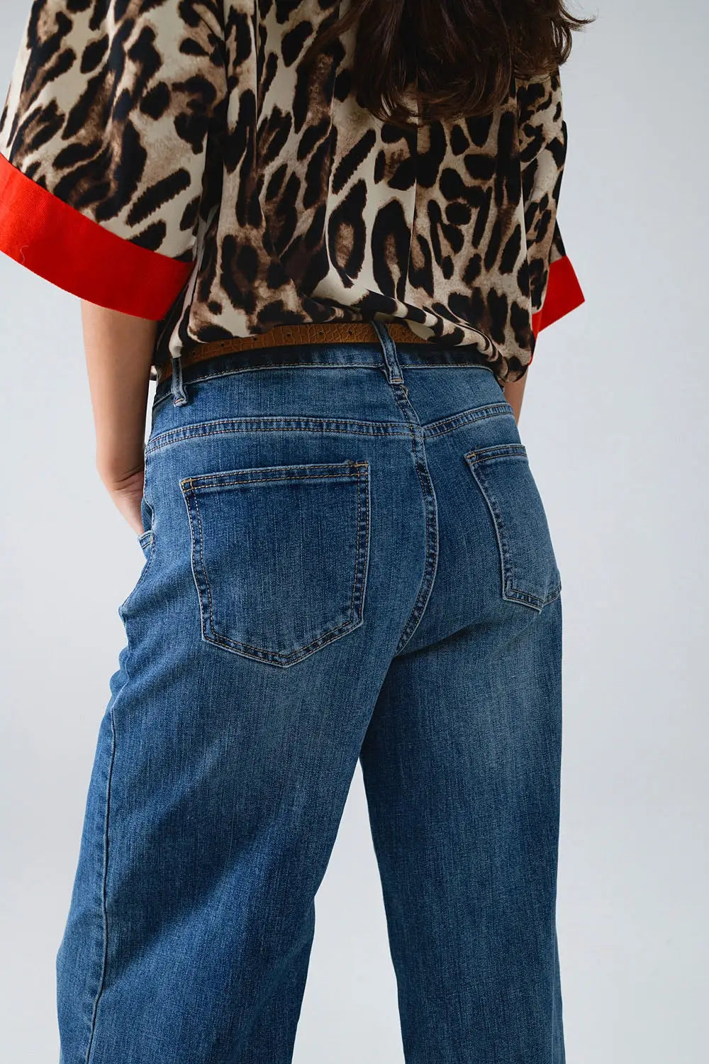 Jean évasé bleu avec surpiqûres - Pantalons