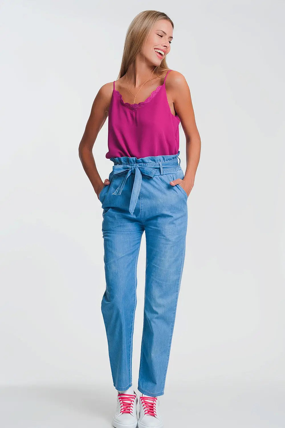 Jean léger à taille haute froncée bleu clair - Pantalons