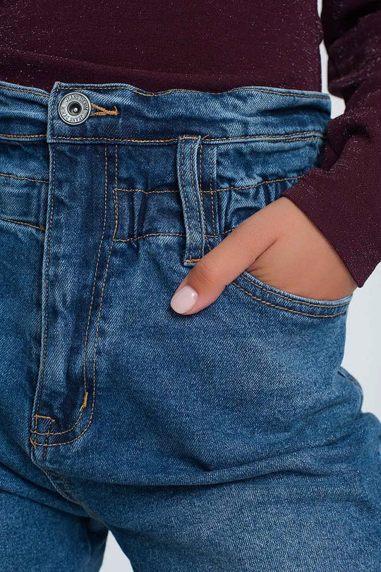 Jean mom à taille haute froncée en bleu délavé foncé - Pantalons