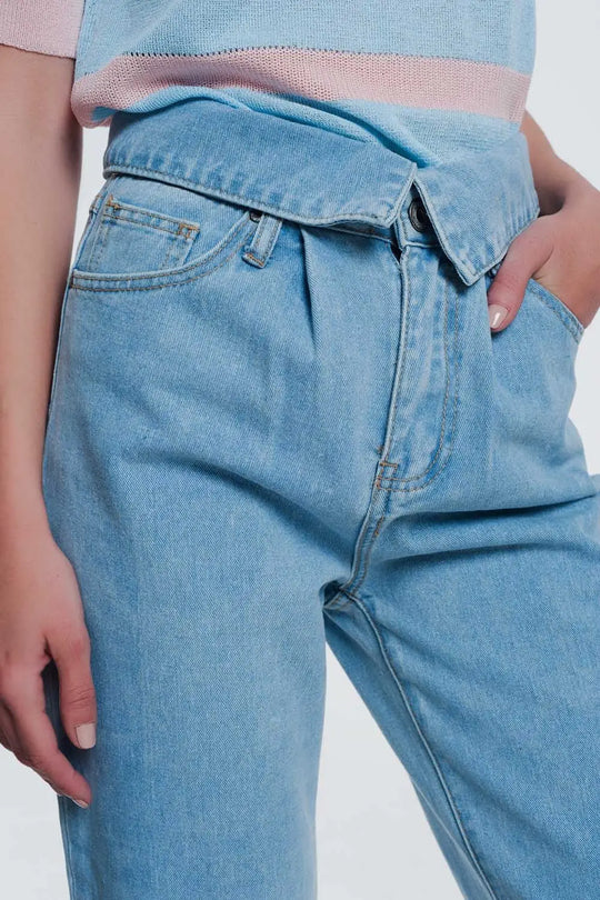 Jean mom avec pli sur l’avant bleu délavé moyen avec taille pliée - Pantalons