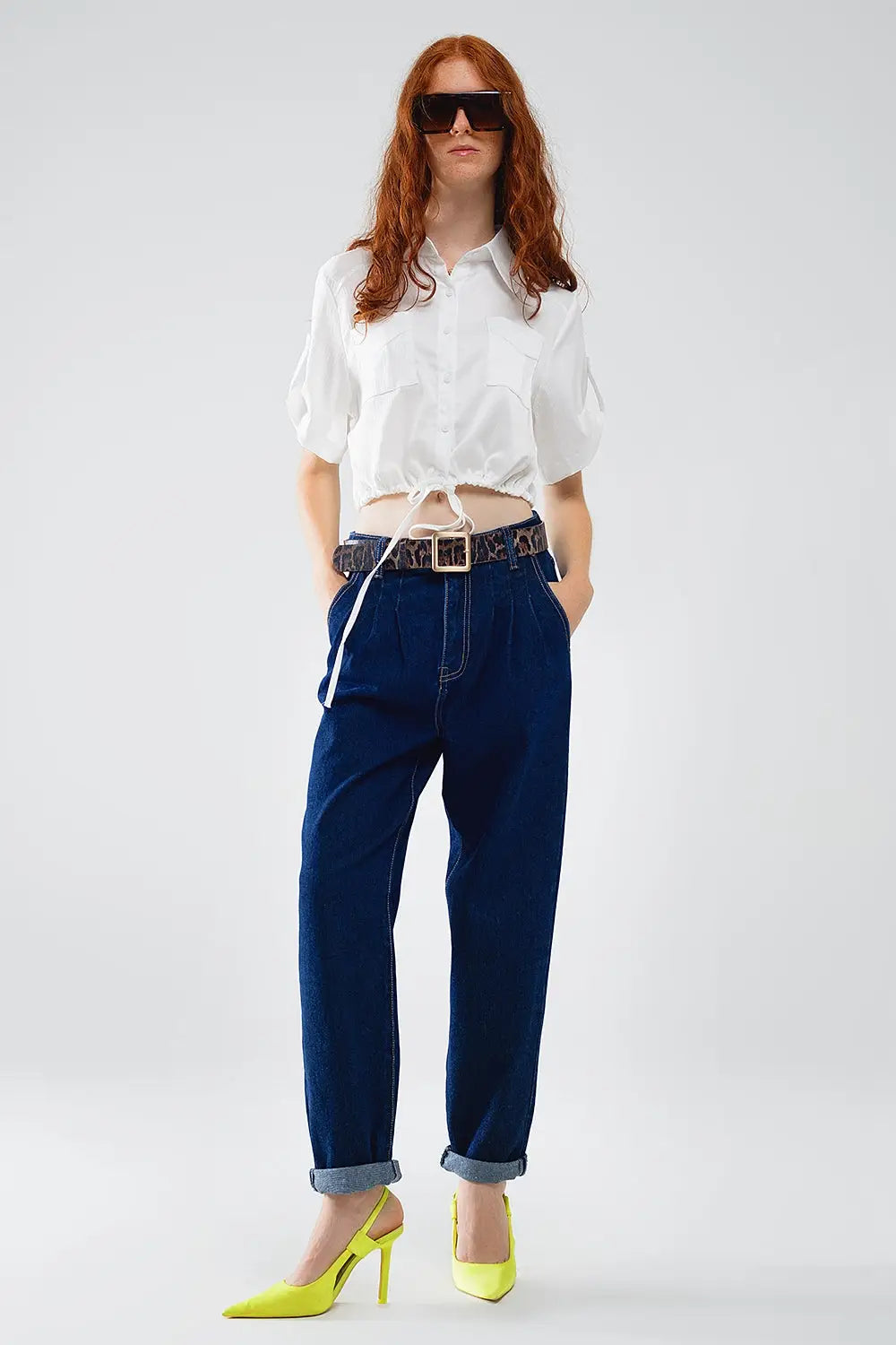 Jean Mom Bleu Raw Avec Détail Plissé - Pantalons