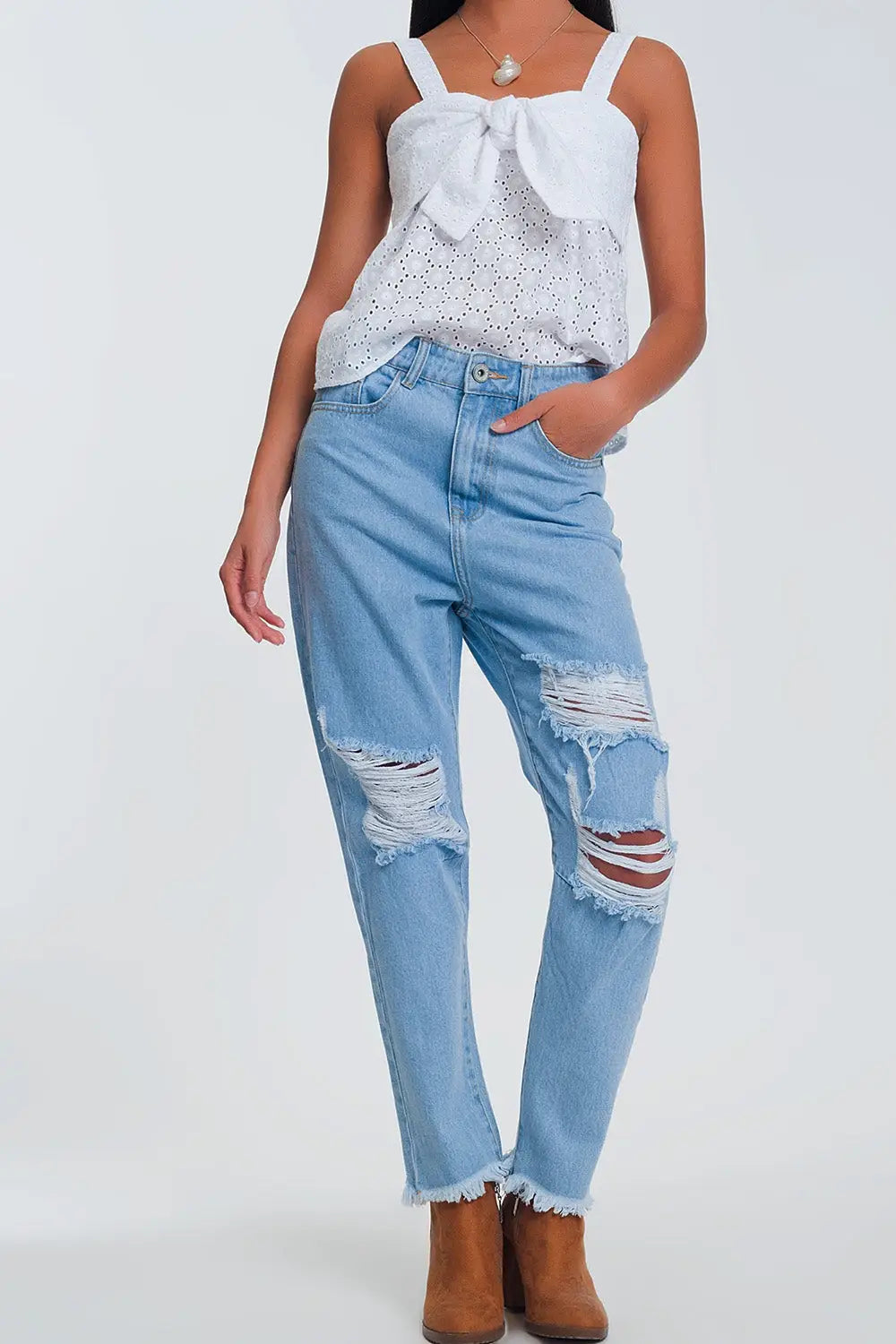 Q2 Jean mom taille haute avec genoux déchirés - Bleu Clair