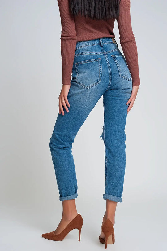 Jean mom taille haute avec genoux déchirés en bleu délavé foncé - Pantalons