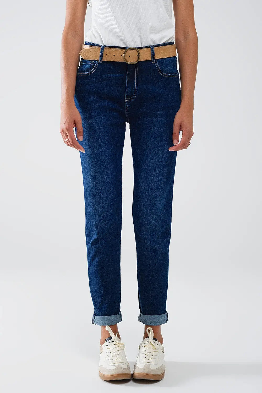 Q2 Jean skinny à taille moyenne délavé foncé