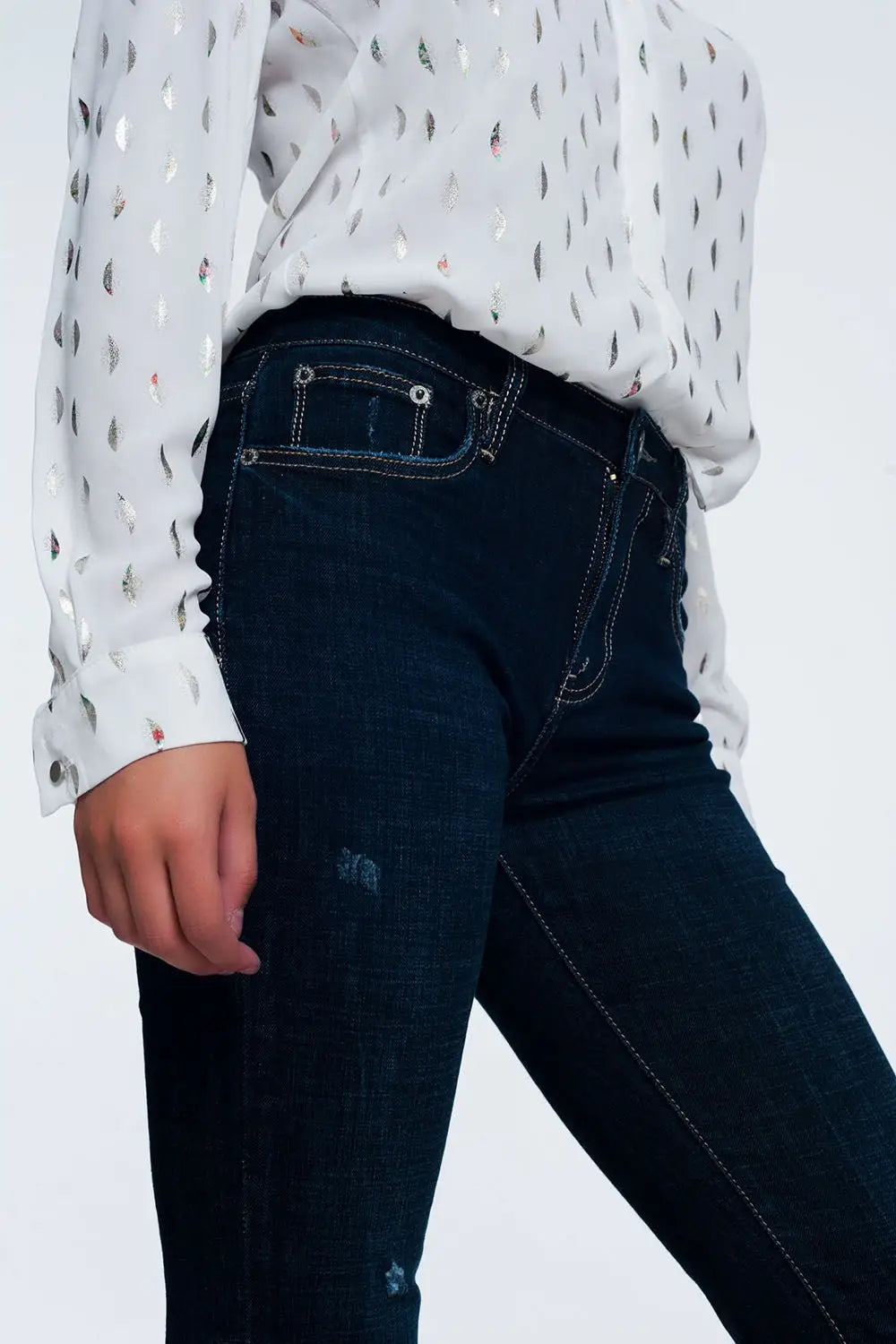 Jean taille mi-haute bleu vif délavé à ourlet brut - Pantalons
