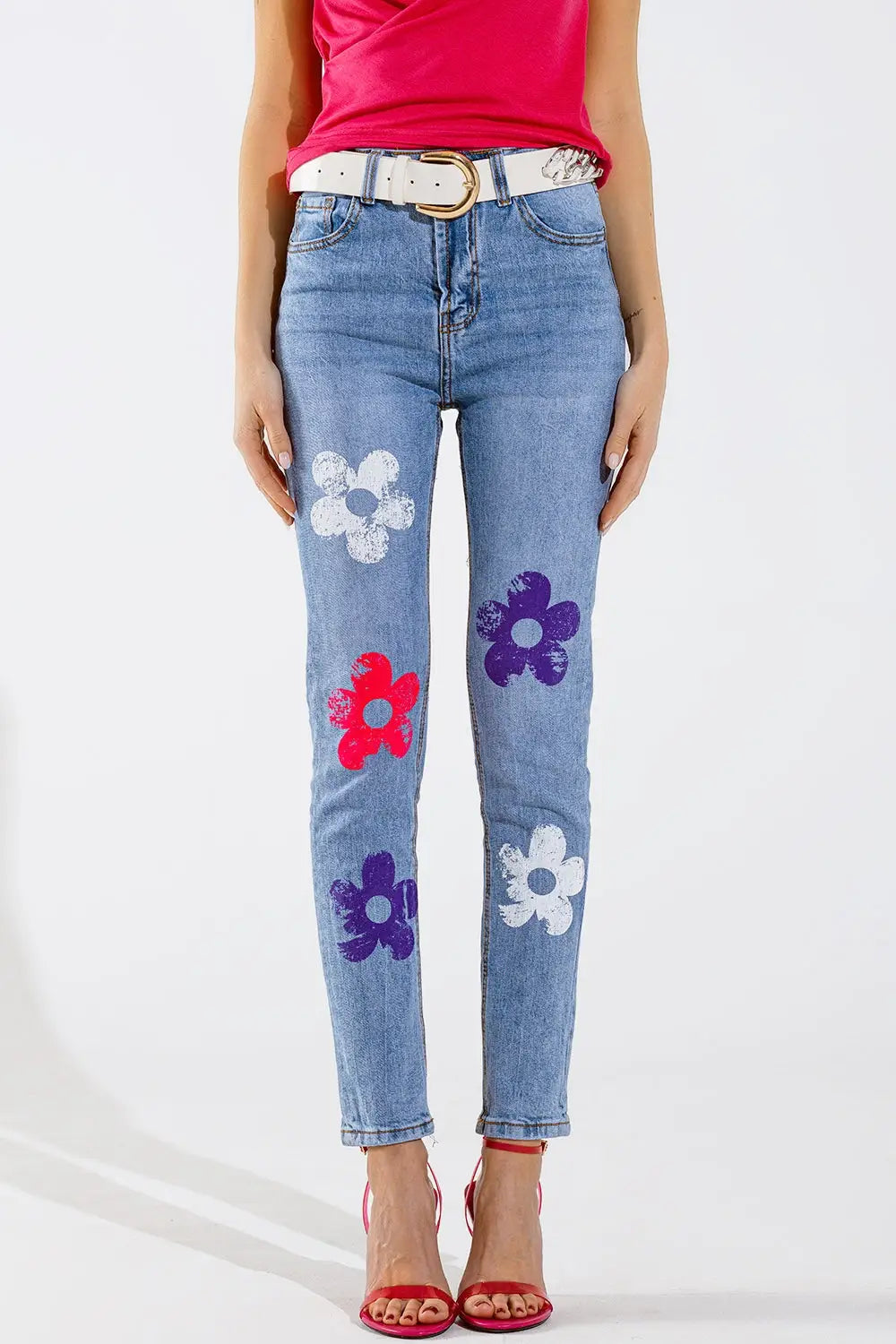 Q2 Jeans 5 poches skinny avec fleurs