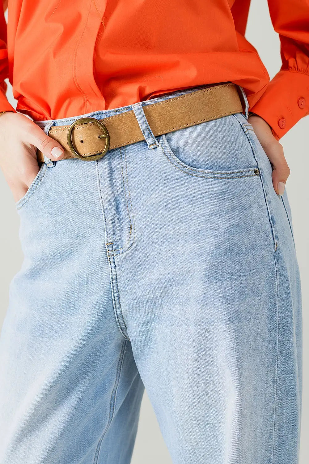 Jeans à jambe bulle en denim bleu clair avec taille haute - Pantalons