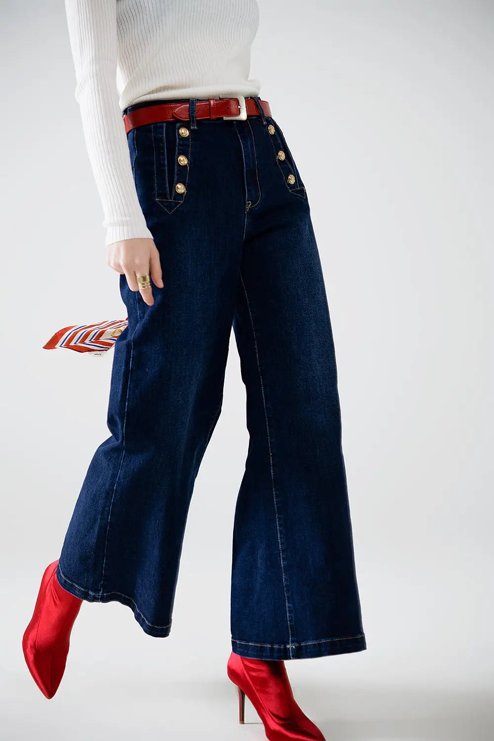 Jeans à jambe large de style marin avec boutons dorés - Pantalons