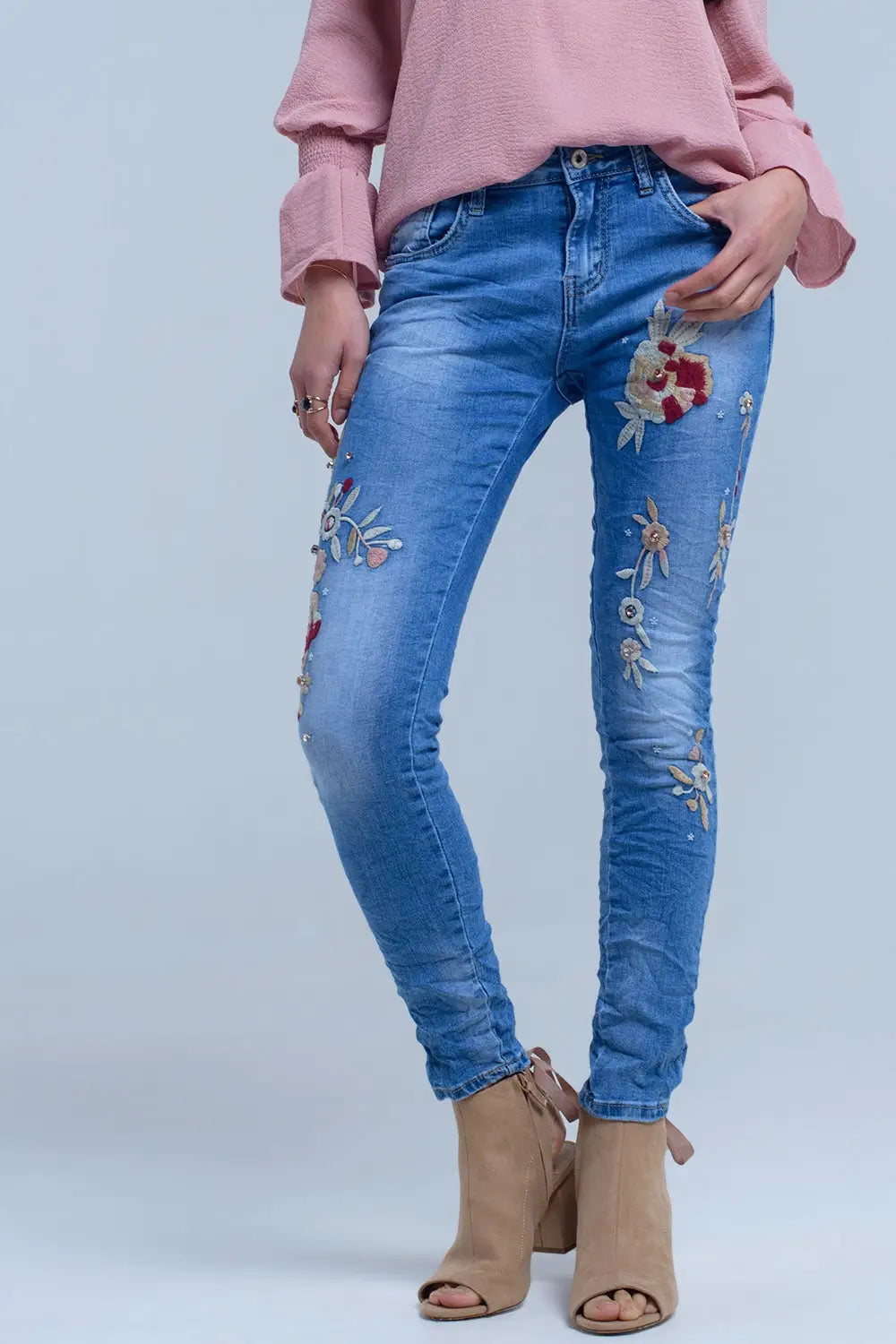 Jeans avec broderie florale - Pantalons