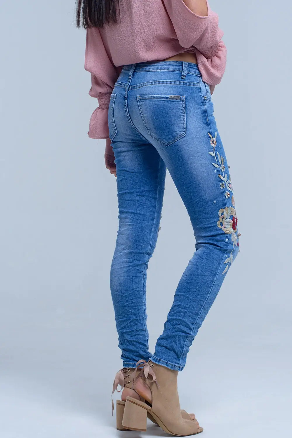 Jeans avec broderie florale - Pantalons