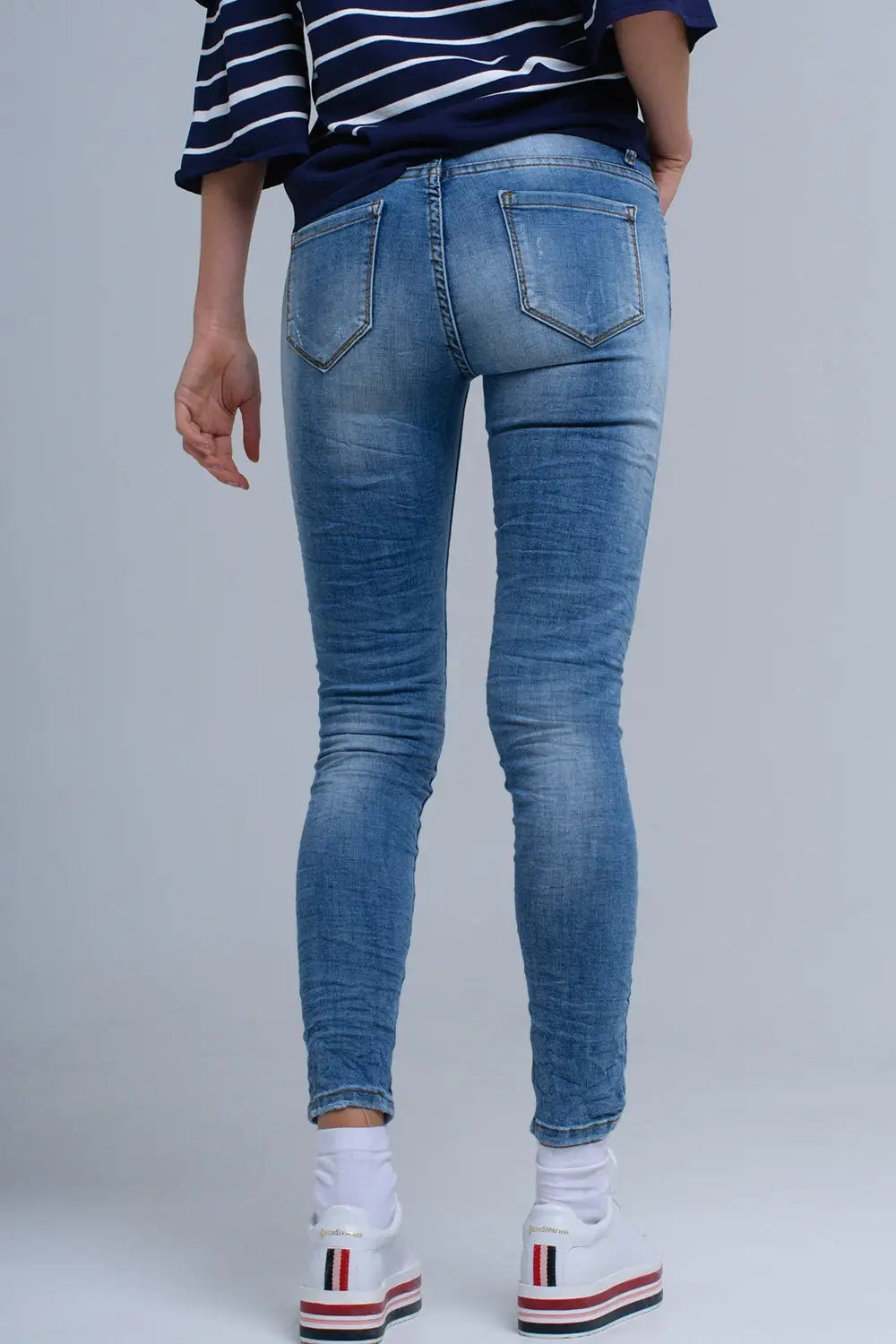 Jeans skinny avec déchirures - Pantalons