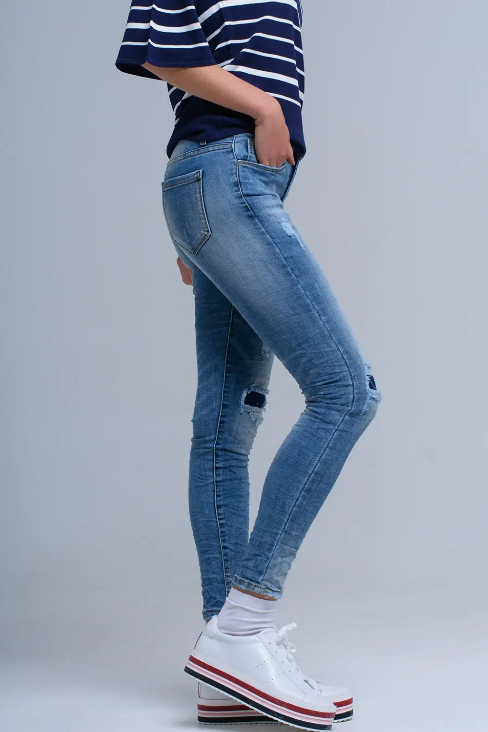 Jeans skinny avec déchirures - Pantalons