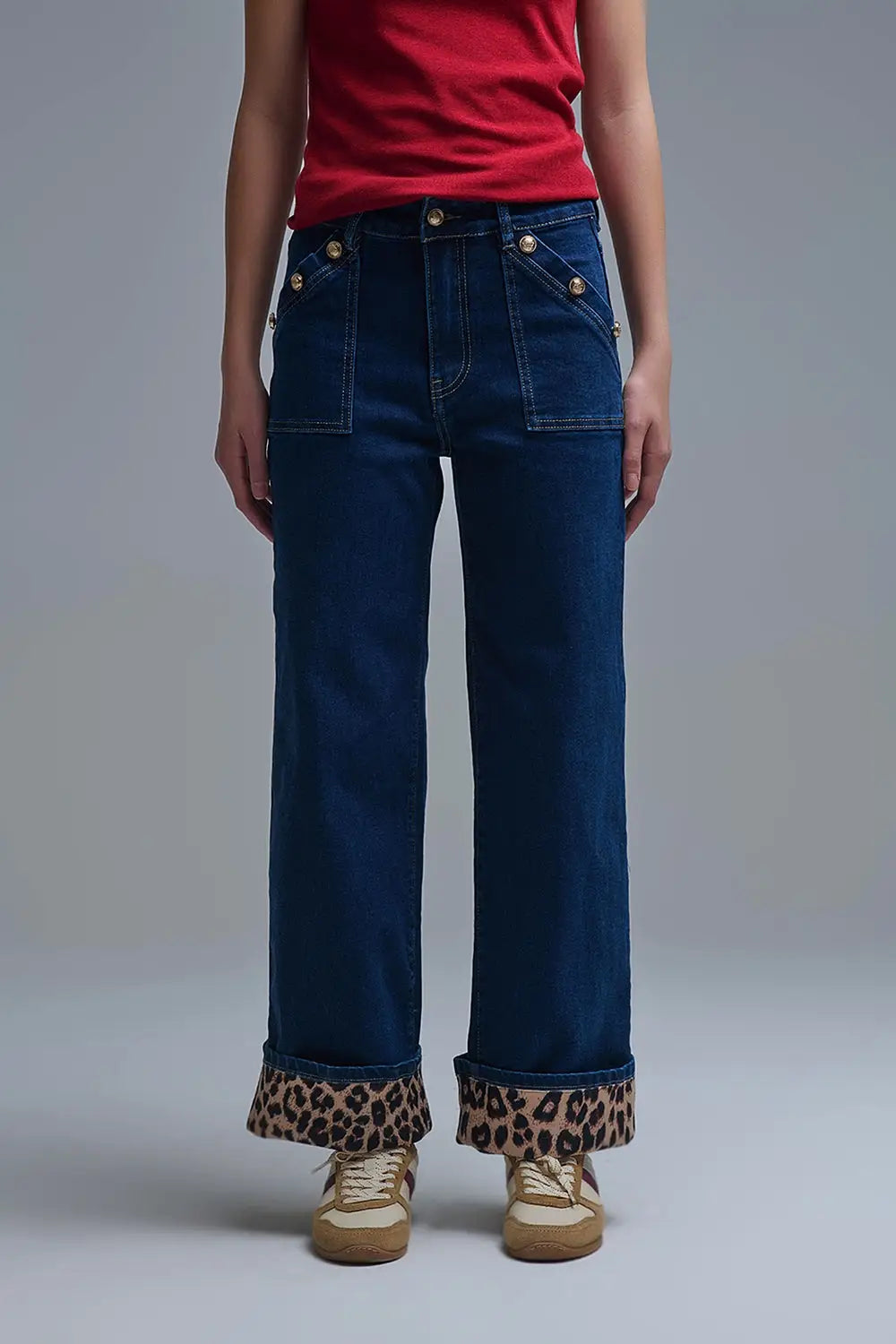 Q2 Jeans style marin avec ourlet plié en léopard contrasté
