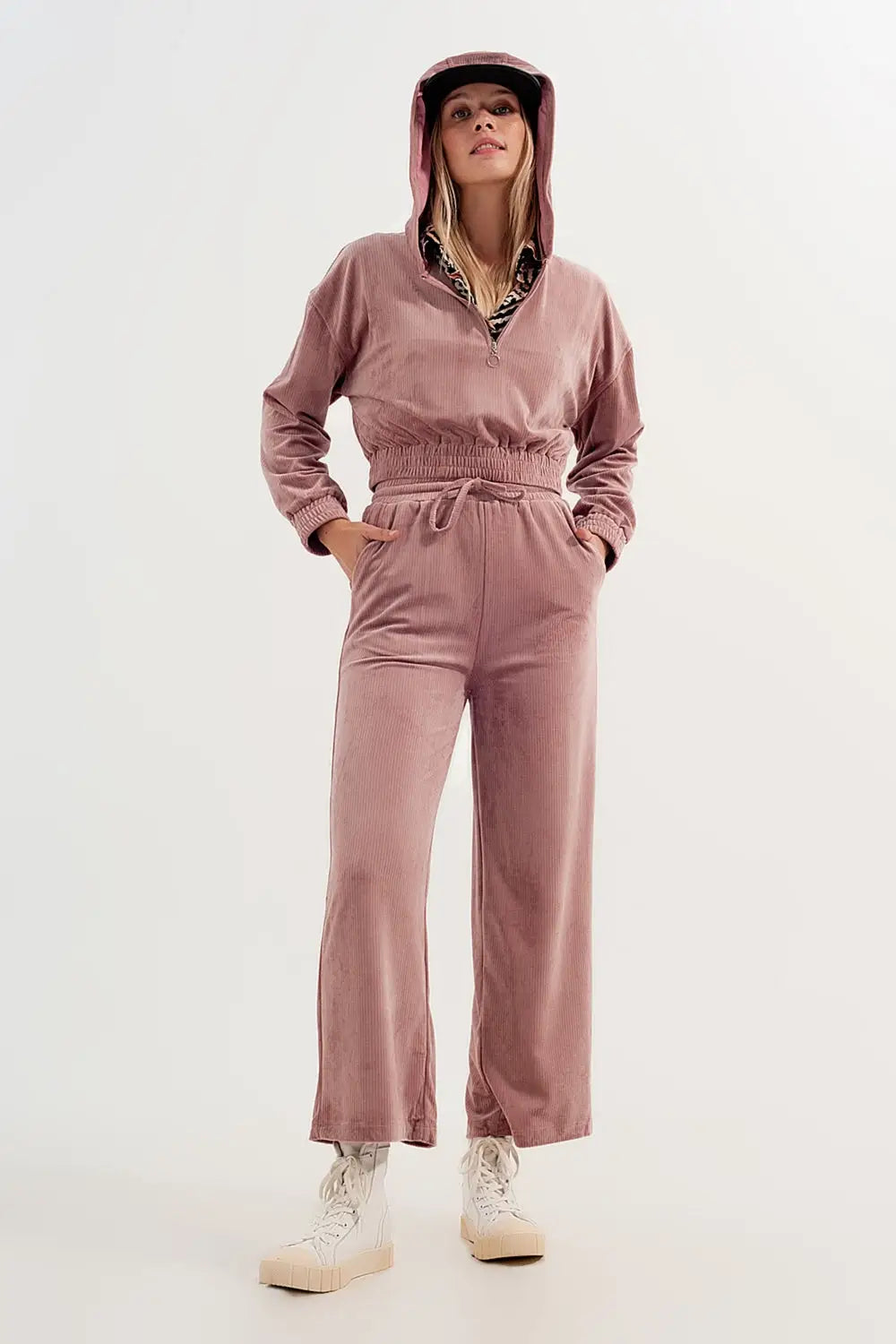 Jogger with drawstring waist in pink - Pants