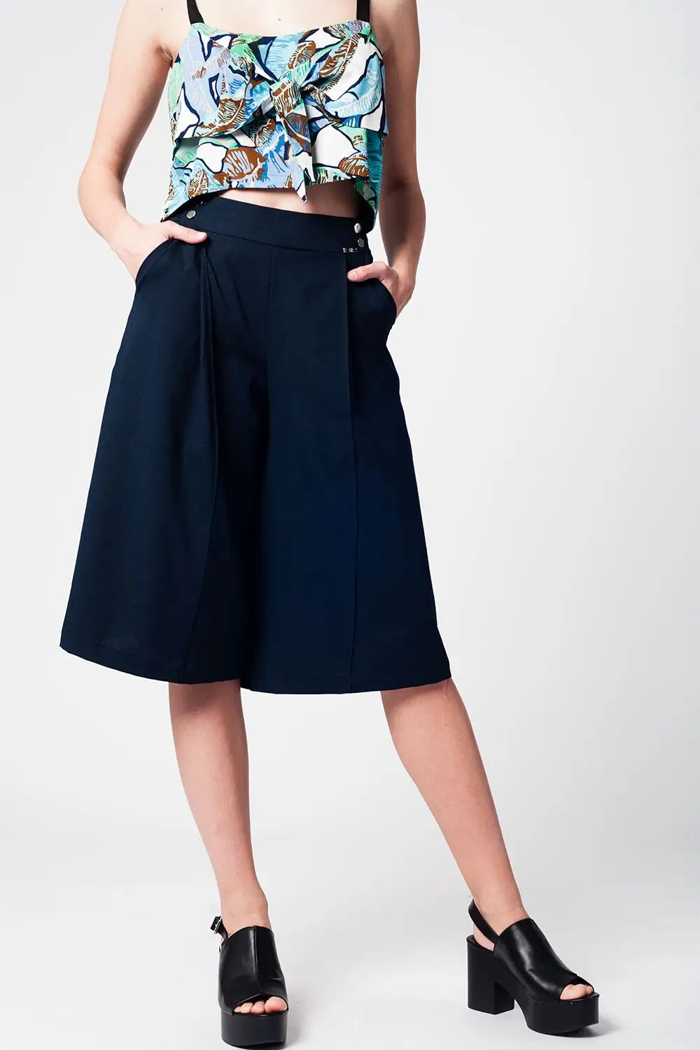 Jupe culotte avec boutons argentés - Pantalons