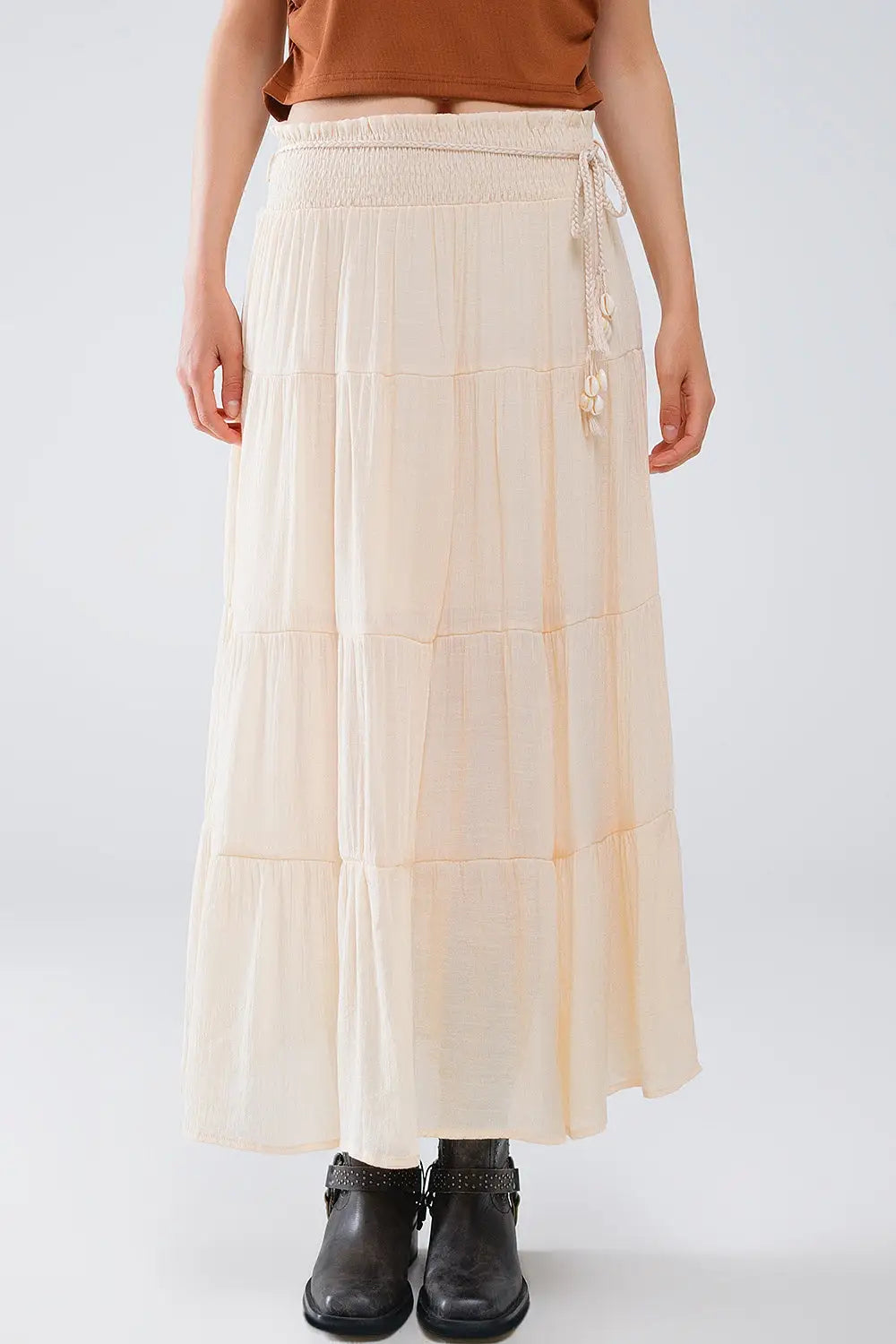 Jupe longue à pinces en beige avec taille élastique et détails en coquillage - Jupes